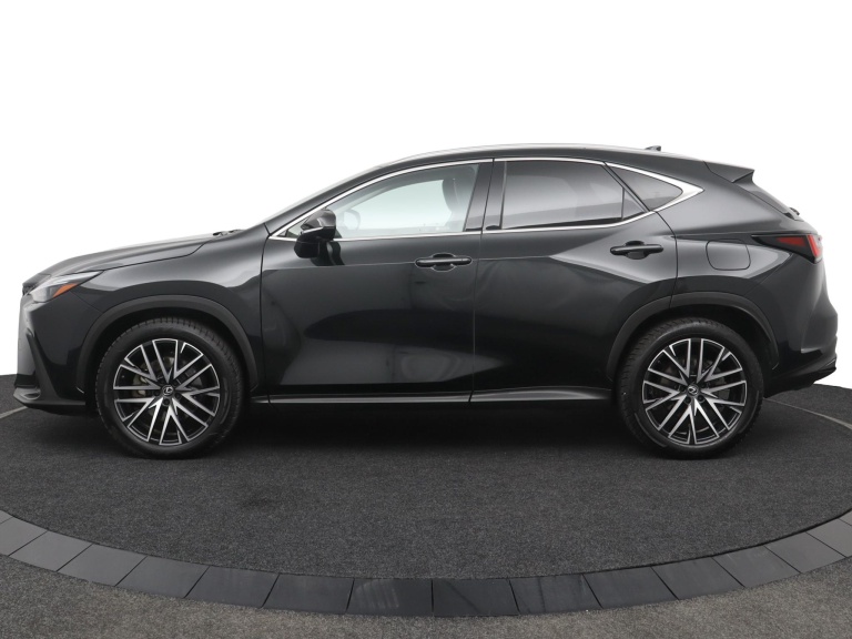 Lexus NX - 450h+ AWD Executive Line 3