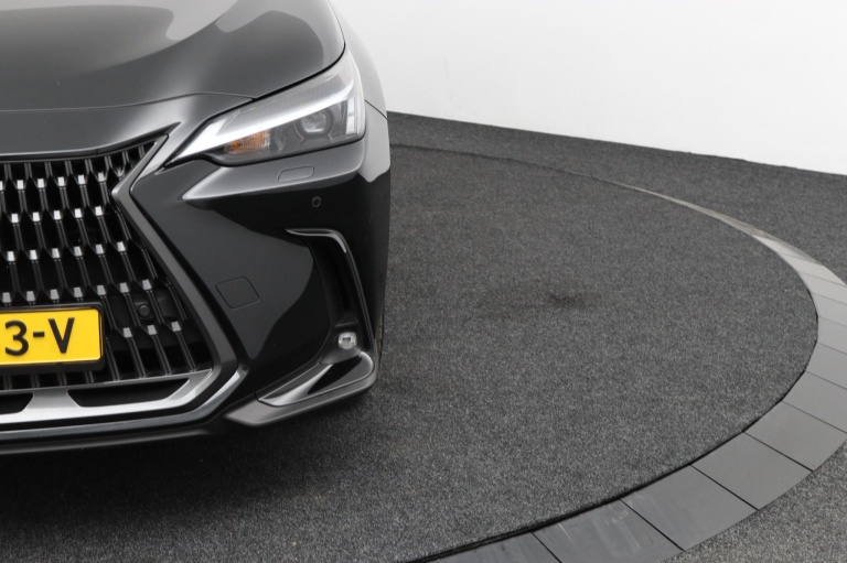 Lexus NX - 450h+ AWD Executive Line 39