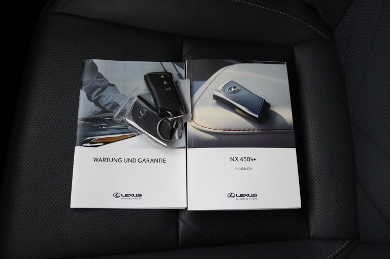 Lexus NX - 450h+ AWD Executive Line 9