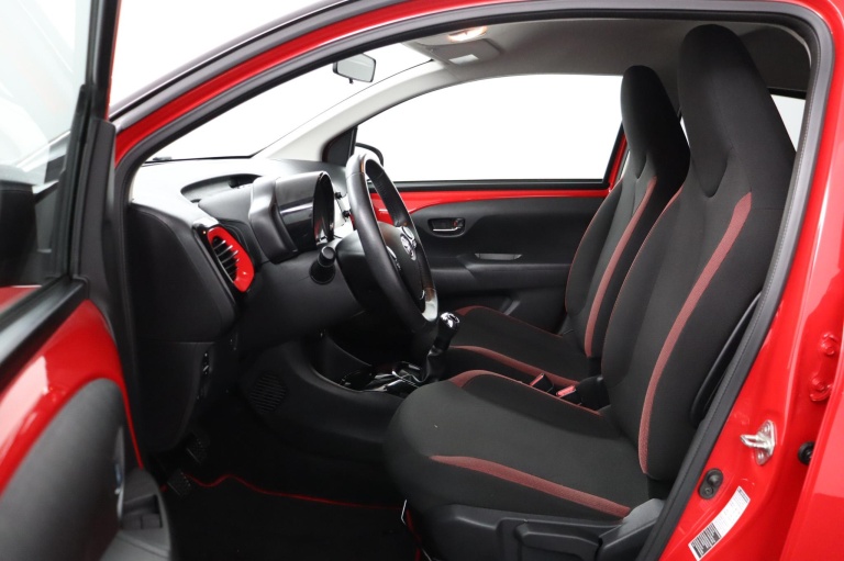 Toyota Aygo - 1.0 VVT-i x-cite 16