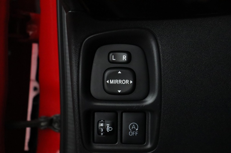 Toyota Aygo - 1.0 VVT-i x-cite 27