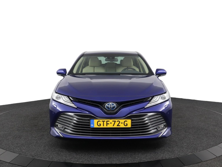 Toyota Camry - 2.5 Hybrid Premium 14