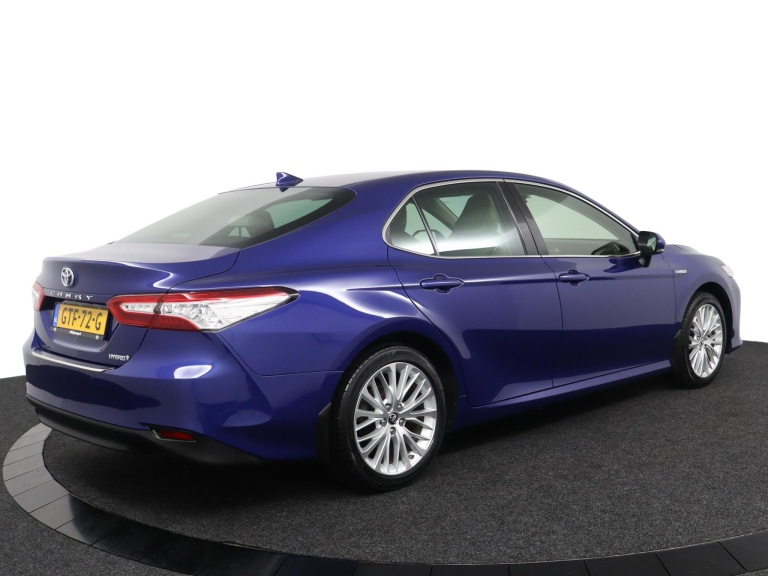 Toyota Camry - 2.5 Hybrid Premium 2