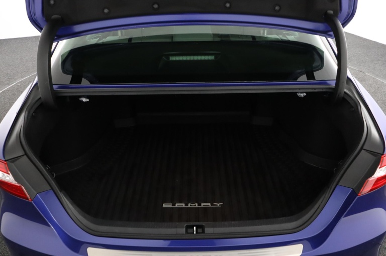 Toyota Camry - 2.5 Hybrid Premium 21