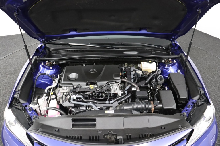 Toyota Camry - 2.5 Hybrid Premium 29