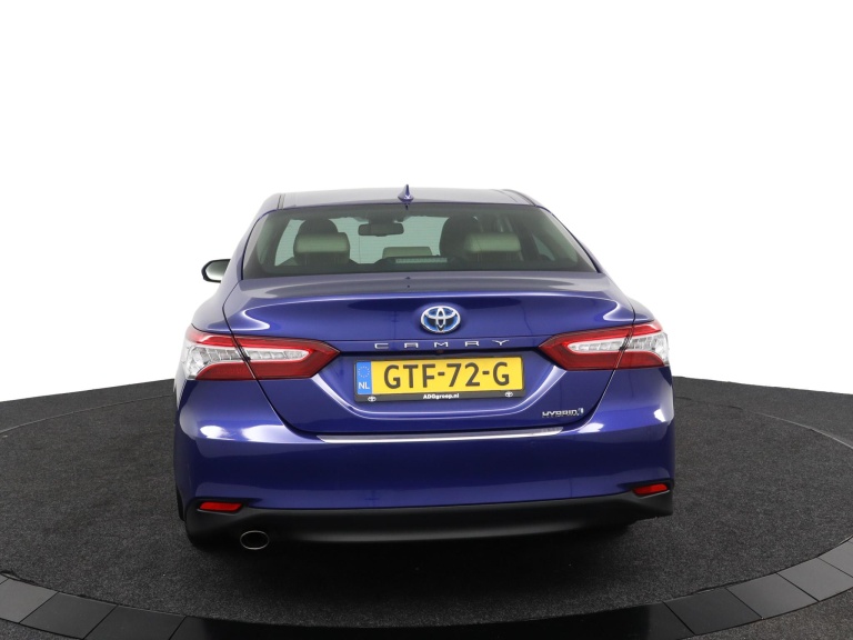Toyota Camry - 2.5 Hybrid Premium 36
