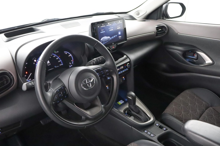 Toyota Yaris Cross - 1.5 Hybrid Executive 64