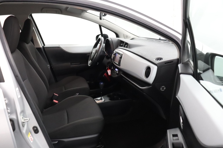 Toyota Yaris - 1.5 Full Hybrid Aspiration 19