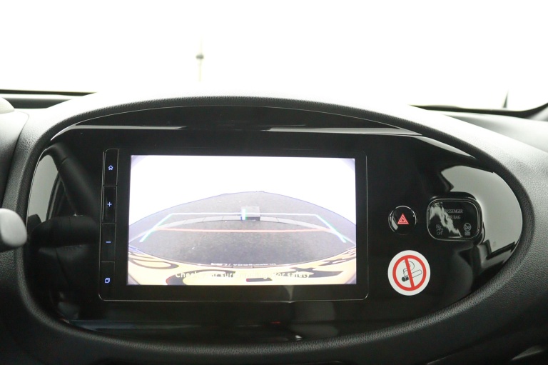 Toyota Aygo X - 1.0 VVT-i MT Play 15