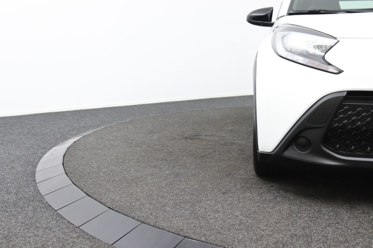 Toyota Aygo X - 1.0 VVT-i MT Play 34