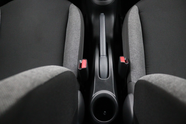 Toyota Aygo X - 1.0 VVT-i MT Play 37