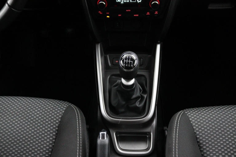 Suzuki Vitara - 1.4 Boosterjet Select Smart Hybrid 27