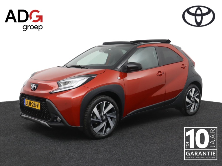 Toyota Aygo X - 1.0 VVT-i S-CVT Premium 1