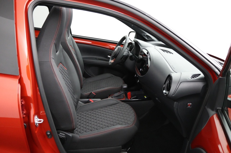 Toyota Aygo X - 1.0 VVT-i S-CVT Premium 22