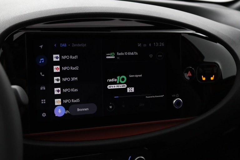 Toyota Aygo X - 1.0 VVT-i S-CVT Premium 40