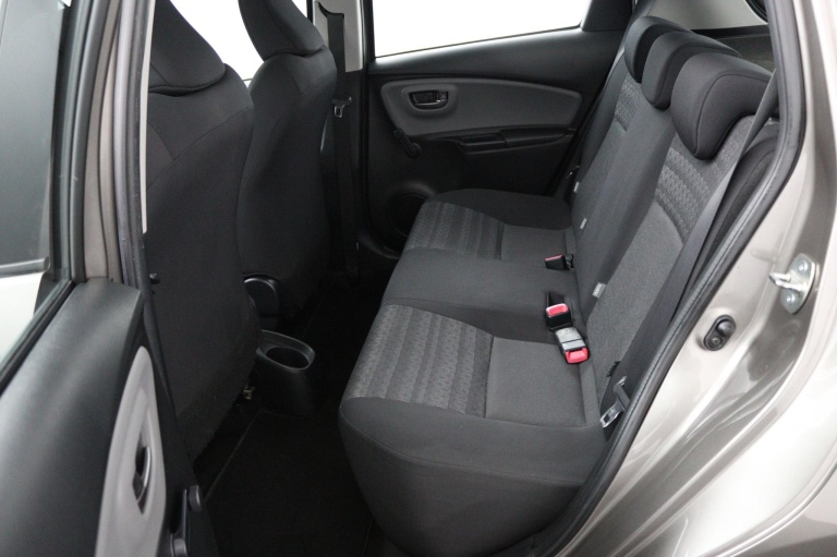 Toyota Yaris - 1.3 VVT-i Trend 18