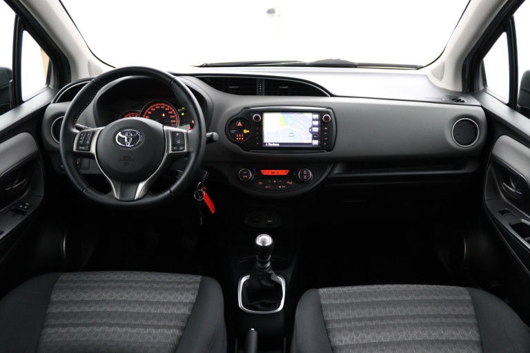Toyota Yaris - 1.3 VVT-i Trend 4