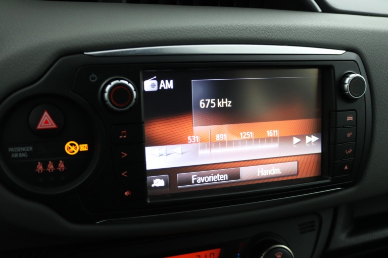 Toyota Yaris - 1.3 VVT-i Trend 41