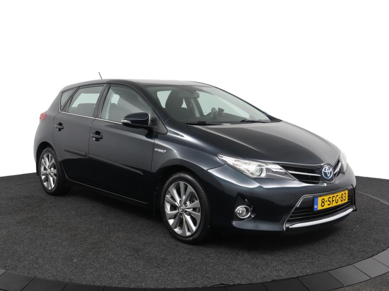 Toyota Auris - 1.8 Hybrid Dynamic 12
