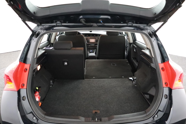 Toyota Auris - 1.8 Hybrid Dynamic 22