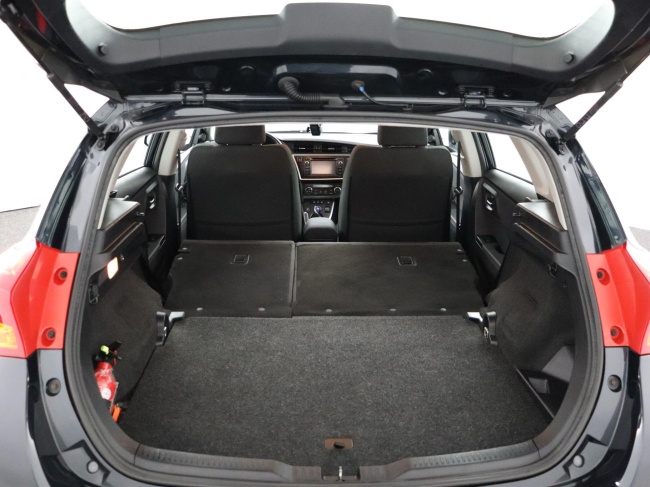 Toyota Auris - 1.8 Hybrid Dynamic