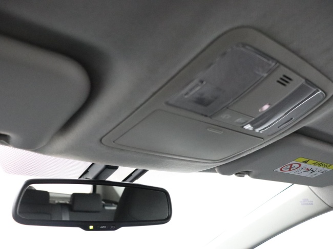 Toyota Auris - 1.8 Hybrid Dynamic