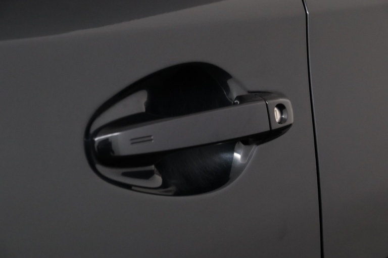 Toyota Auris - 1.8 Hybrid Dynamic 33