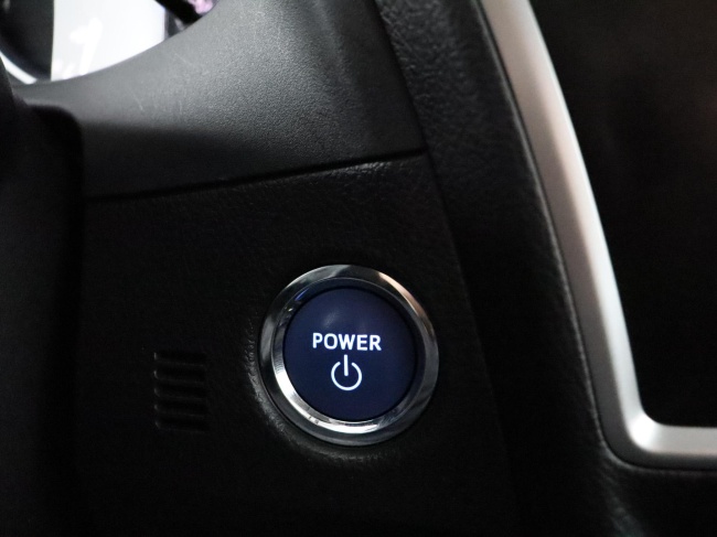 Toyota Auris - 1.8 Hybrid Dynamic