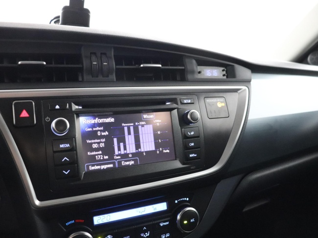 Toyota Auris - 1.8 Hybrid Dynamic