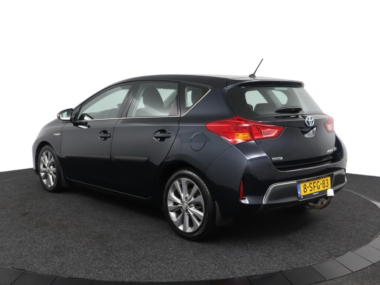 Toyota Auris - 1.8 Hybrid Dynamic 9