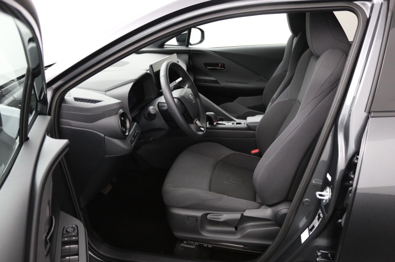 Toyota C-HR - 1.8 Hybrid 140 First Edition 17