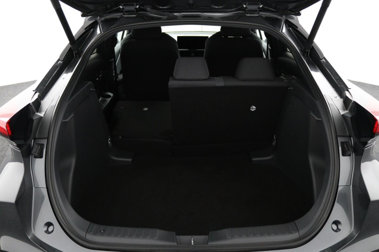 Toyota C-HR - 1.8 Hybrid 140 First Edition 24