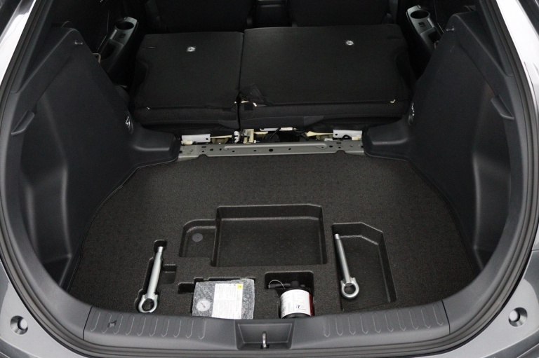 Toyota C-HR - 1.8 Hybrid 140 First Edition 33