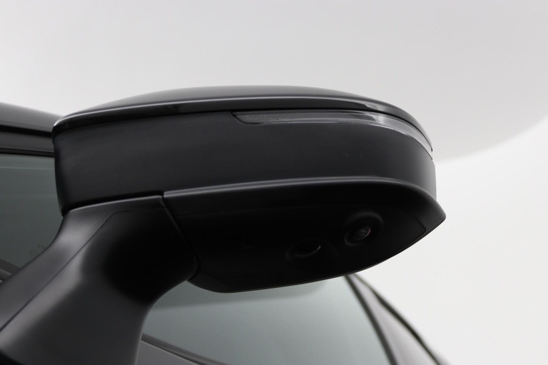 Toyota C-HR - 1.8 Hybrid 140 First Edition 42