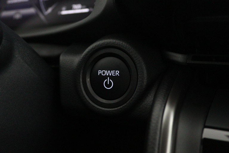 Toyota C-HR - 1.8 Hybrid 140 First Edition 43