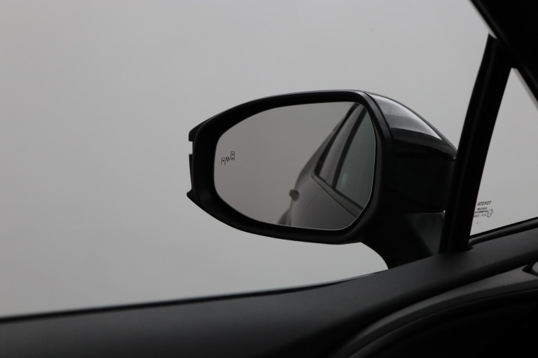 Toyota C-HR - 1.8 Hybrid 140 First Edition 52