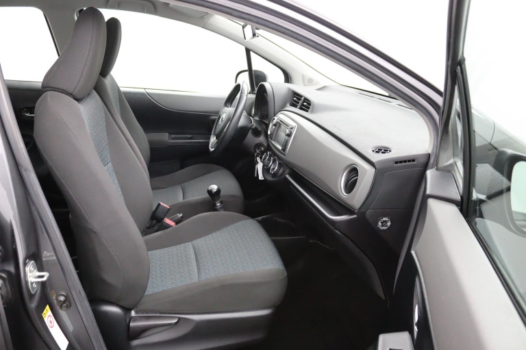 Toyota Yaris - 1.0 VVT-i Aspiration 10