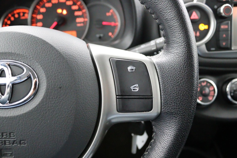 Toyota Yaris - 1.0 VVT-i Aspiration 18