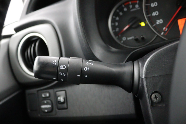 Toyota Yaris - 1.0 VVT-i Aspiration 19