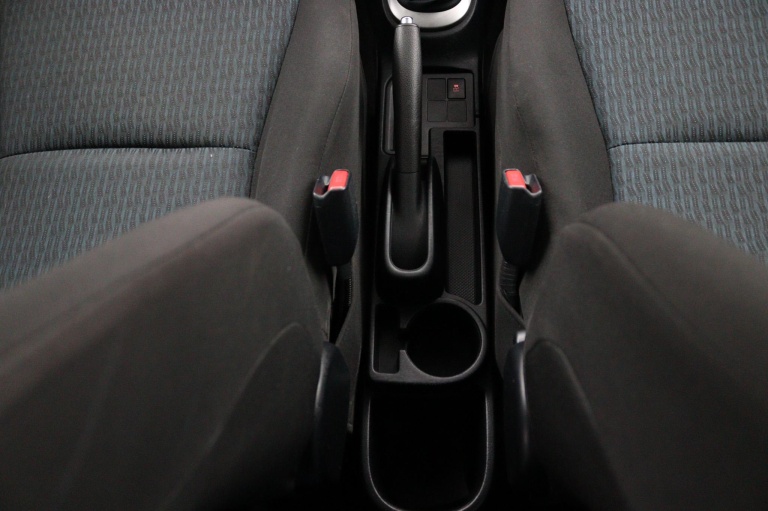 Toyota Yaris - 1.0 VVT-i Aspiration 23