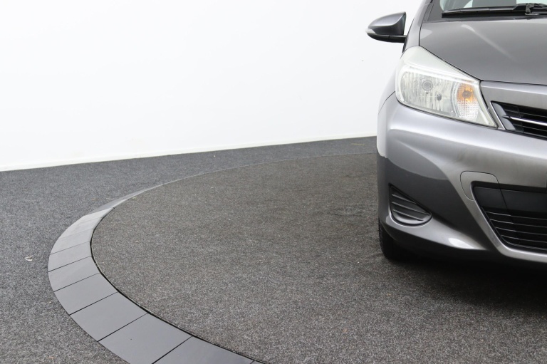 Toyota Yaris - 1.0 VVT-i Aspiration 34