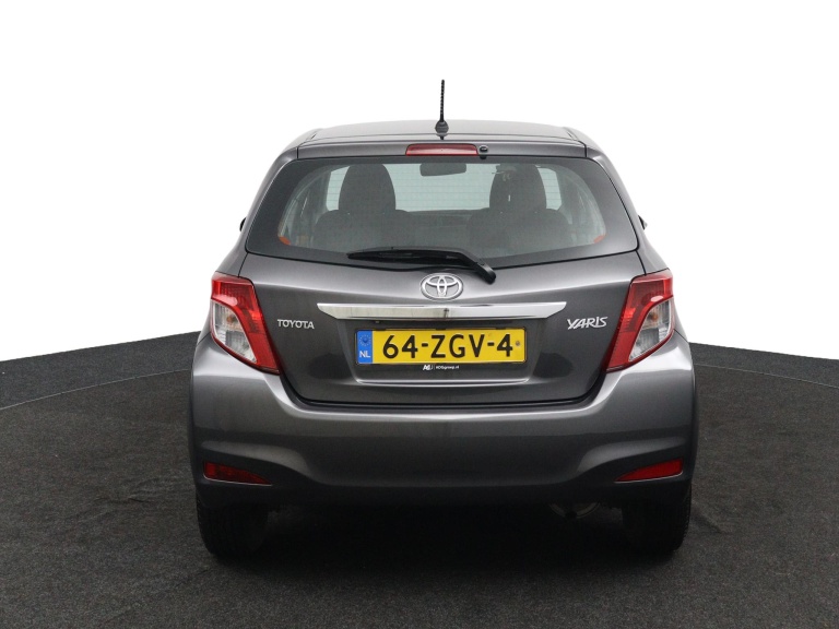 Toyota Yaris - 1.0 VVT-i Aspiration 8