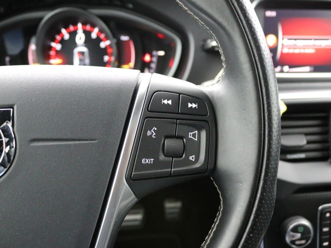 Volvo V40 - 1.5 T3 Polar+ Sport