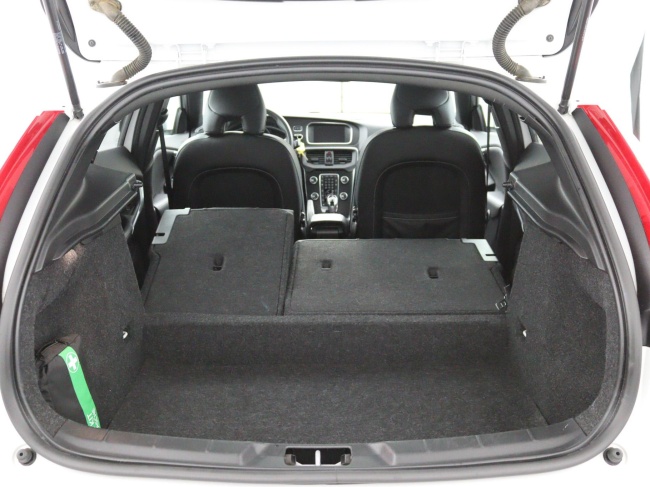 Volvo V40 - 1.5 T3 Polar+ Sport