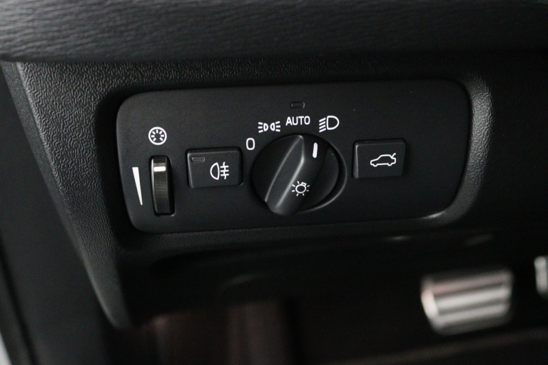 Volvo V40 - 1.5 T3 Polar+ Sport 29