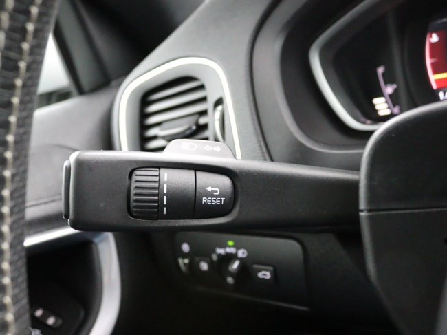 Volvo V40 - 1.5 T3 Polar+ Sport