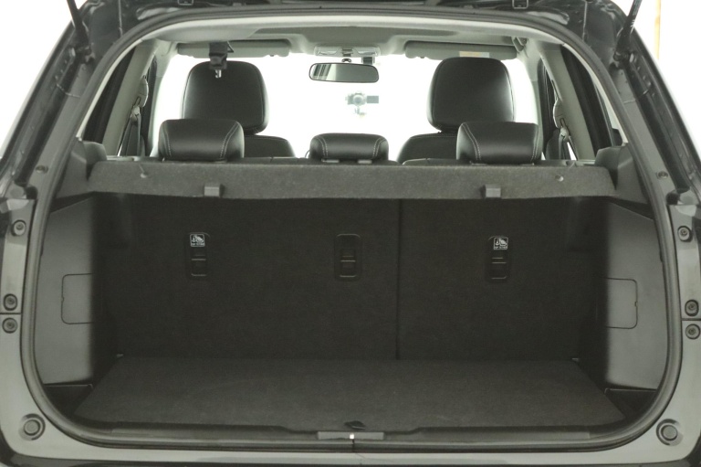 Suzuki Vitara - 1.6 High Executive 23