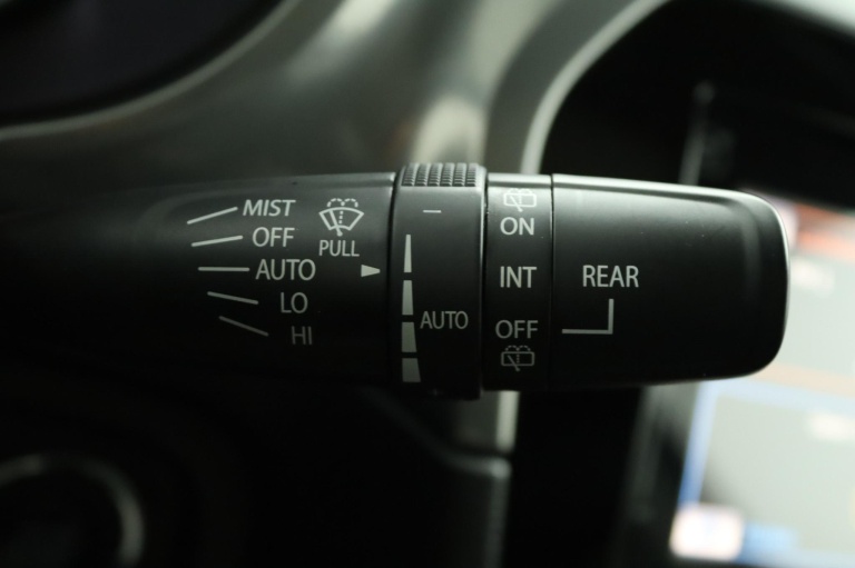 Suzuki Vitara - 1.6 High Executive 32