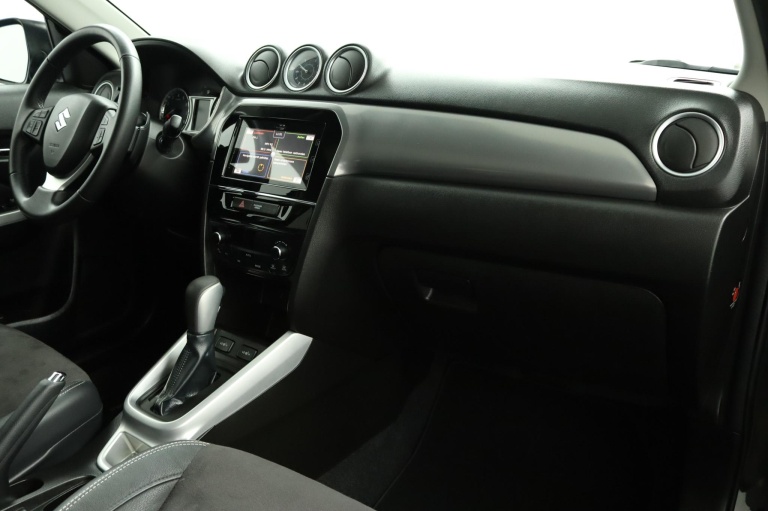 Suzuki Vitara - 1.6 High Executive 42