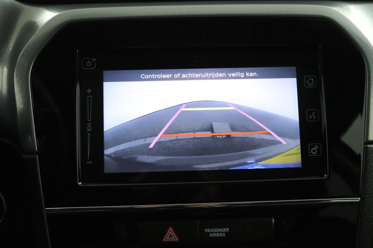 Suzuki Vitara - 1.6 High Executive 9